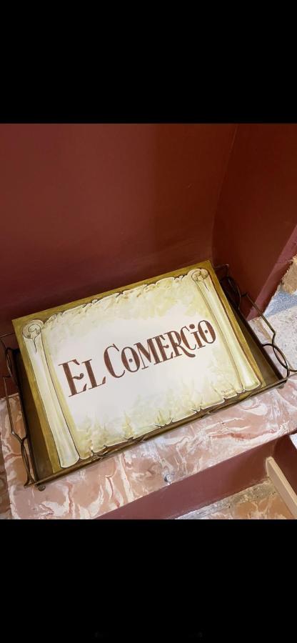 El Comercio Villarejo del Valle Екстериор снимка